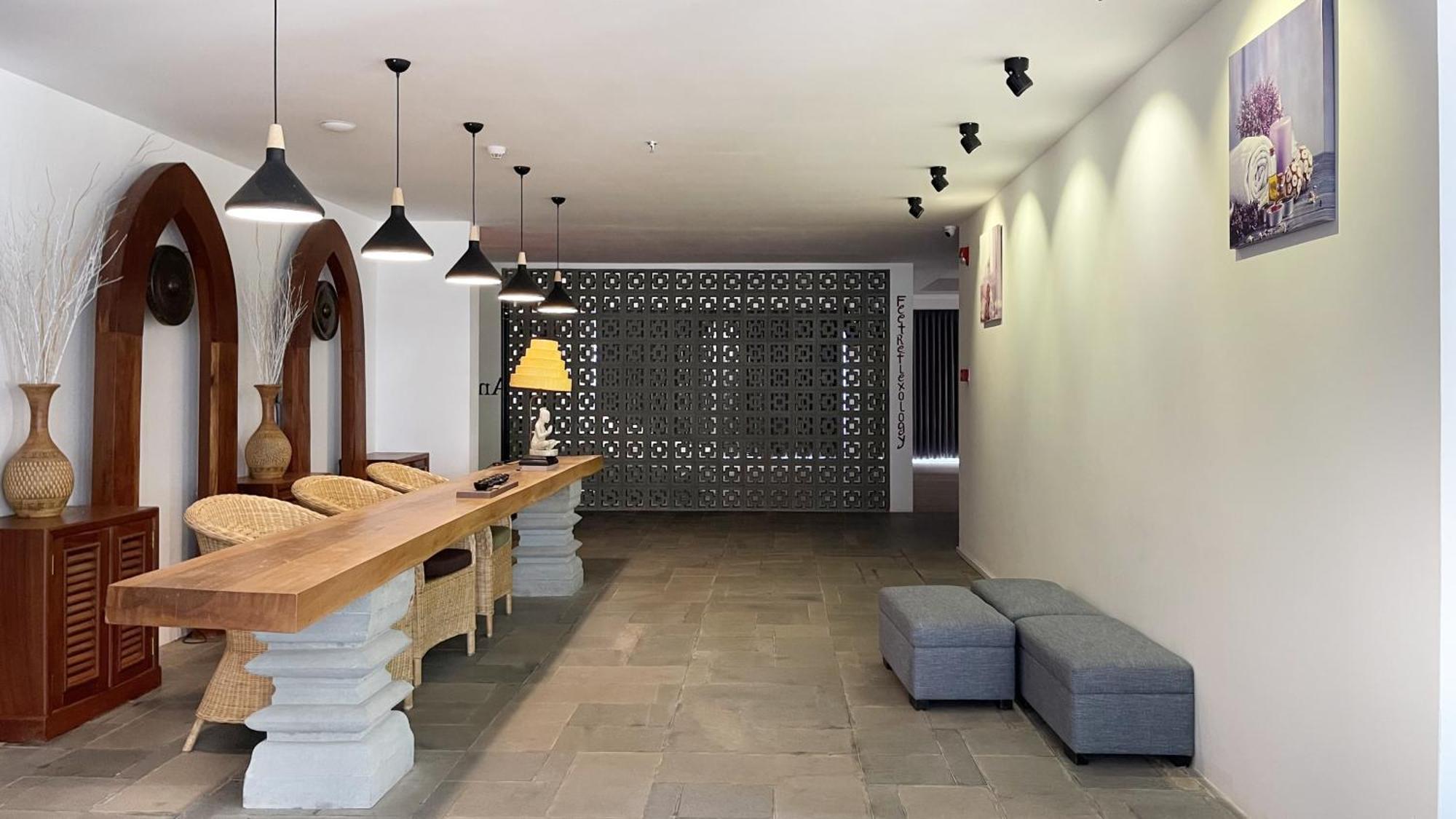 Pacific Hotel & Spa Siem Reap Exteriör bild