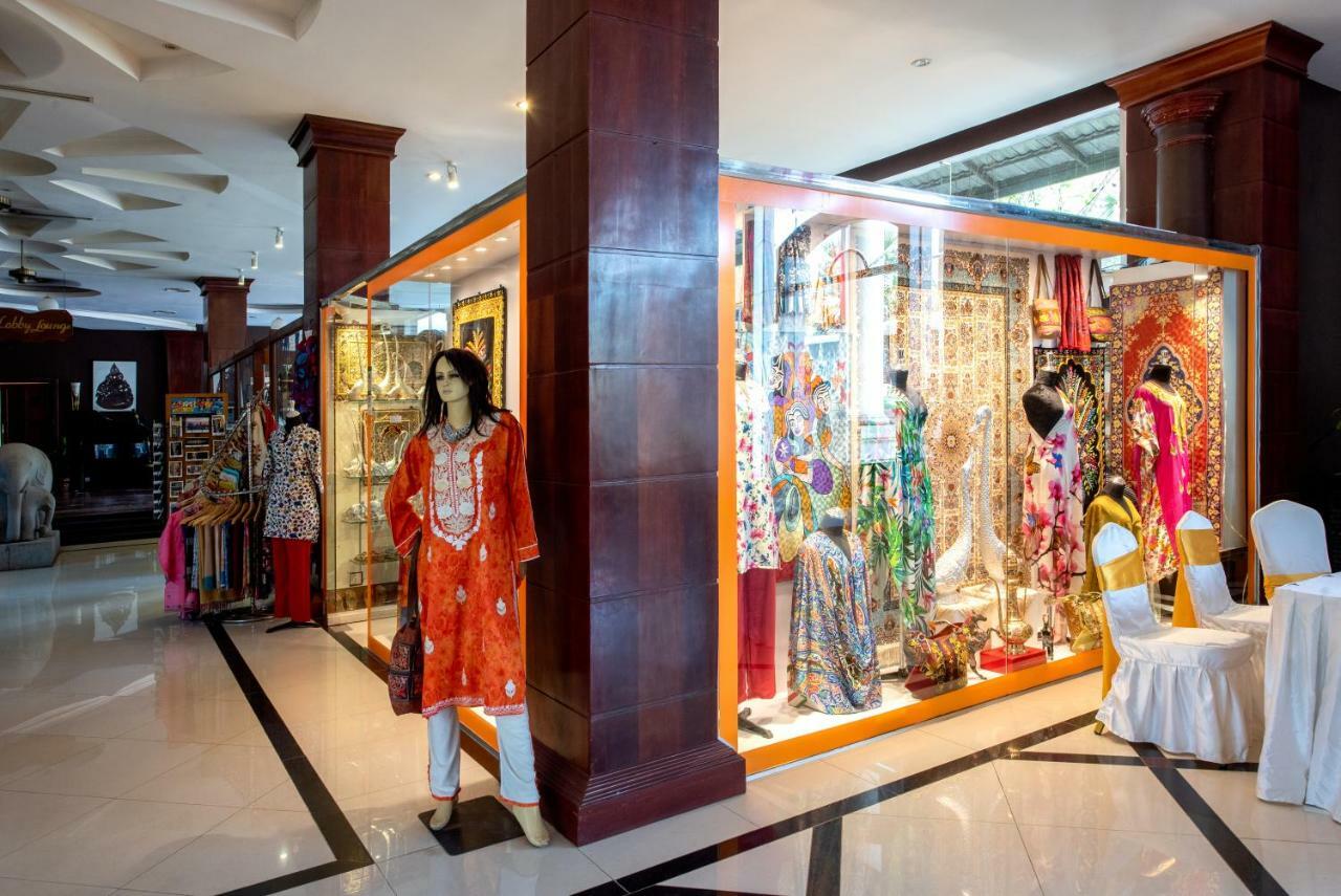 Pacific Hotel & Spa Siem Reap Exteriör bild