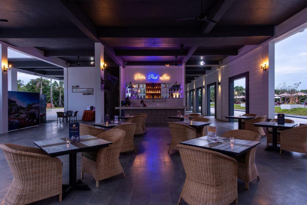 Pacific Hotel & Spa Siem Reap Exteriör bild